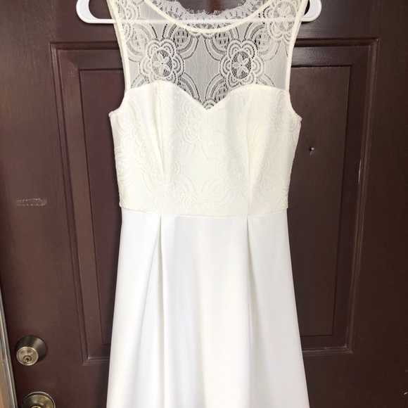 White Lace Dress NWT - Picture 2 of 7